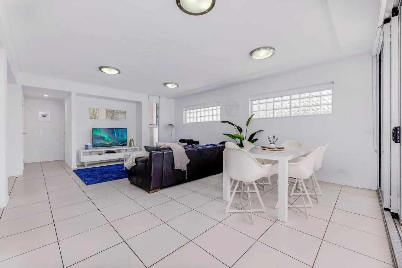 Kings Edge Unit 1 Kings Beach Qld Caloundra